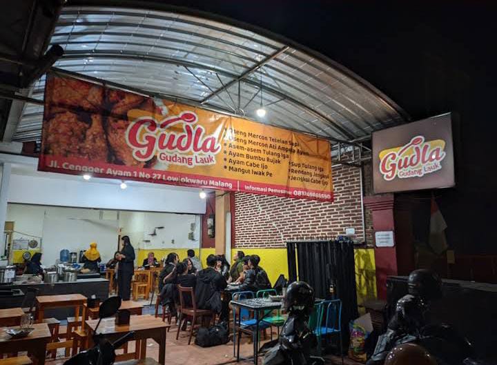 Gudla Gudang Lauk Malang tampak depan. (Achmad Dill)
