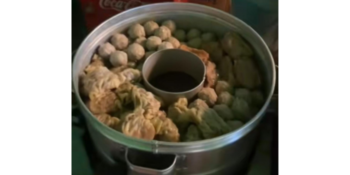 Foto pentol di Bakso Muslim daerah Sumbersari. (Tangkapan Layar Video TikTok faradhb_)