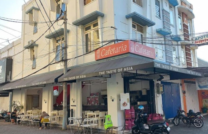 Tampak depan  tempat makan Cafetaria Jaya (Google Maps: Yudistyawan&nbsp;yudistyawan)