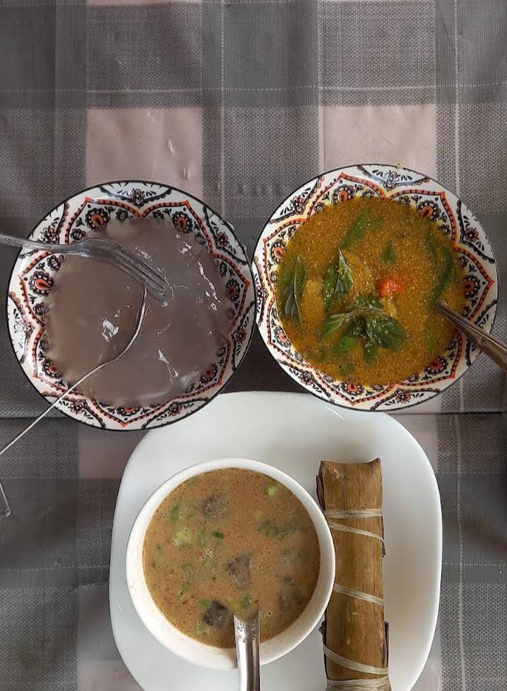Menu Ikan Kuah Kuning dan Papeda dari Pondok Sagu. (Fifi)