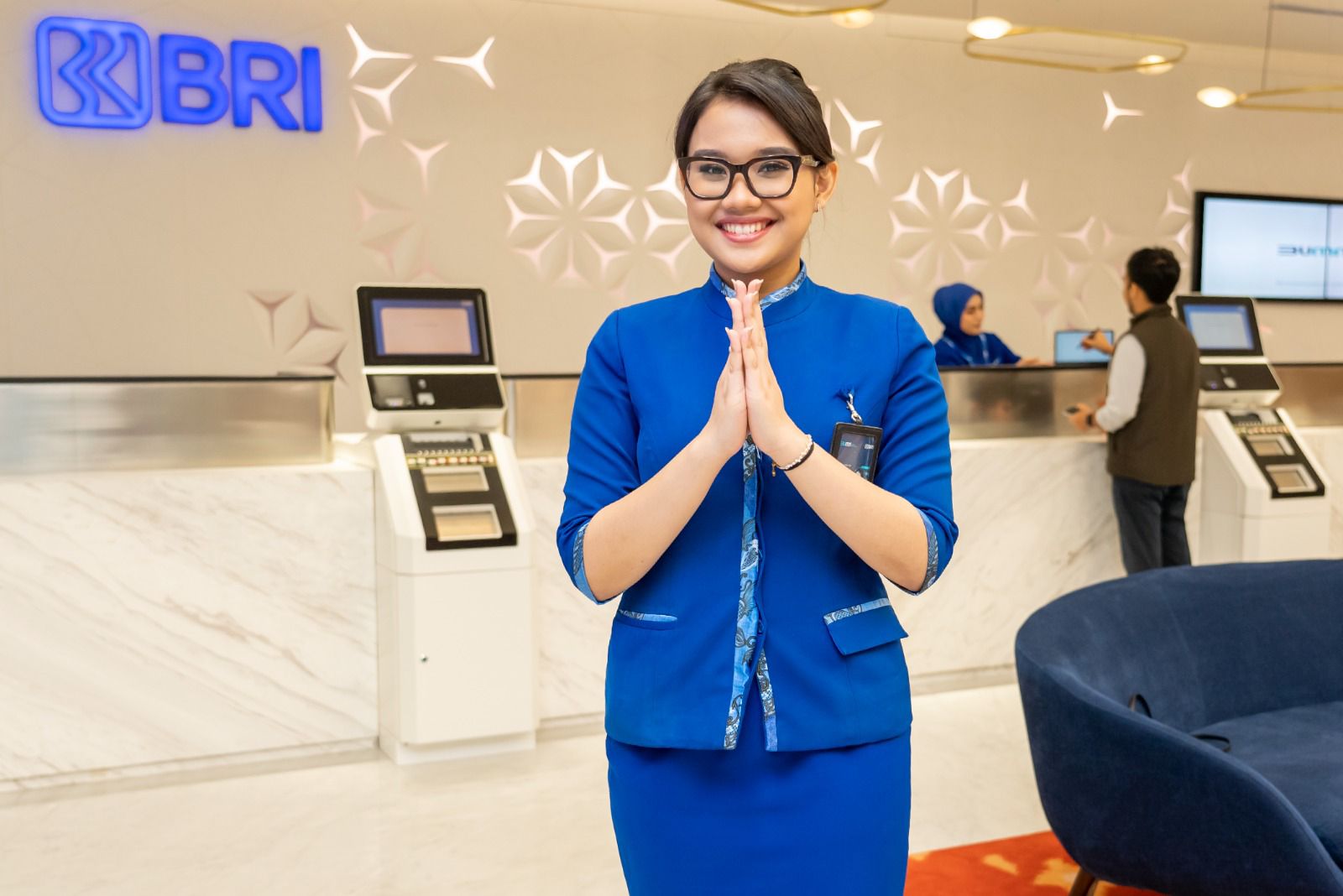Siap melayani perbankan secara optiomal dan tata kelola yang baik.