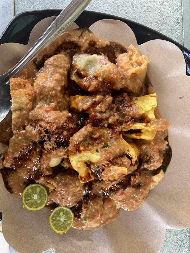 Nikmatnya Siomay Batagor Bang Juki (Naufal Ashil)