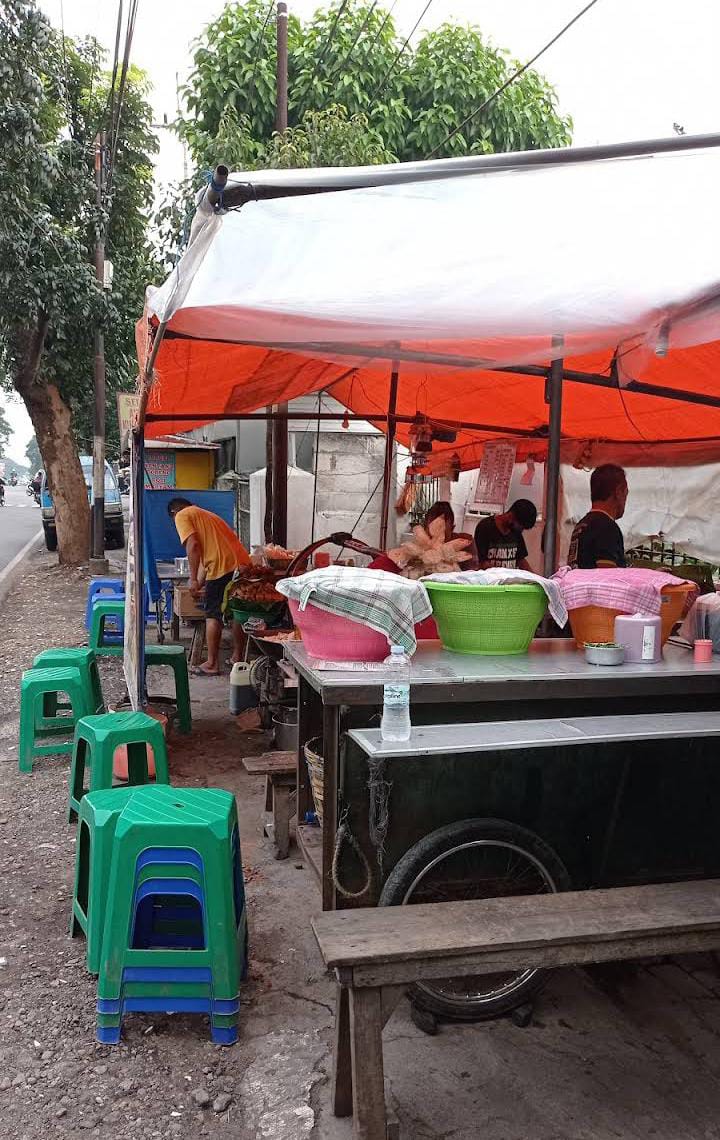 Sego Goreng Resek, Kasin, Malang dari depan. (Yulius Widodo)