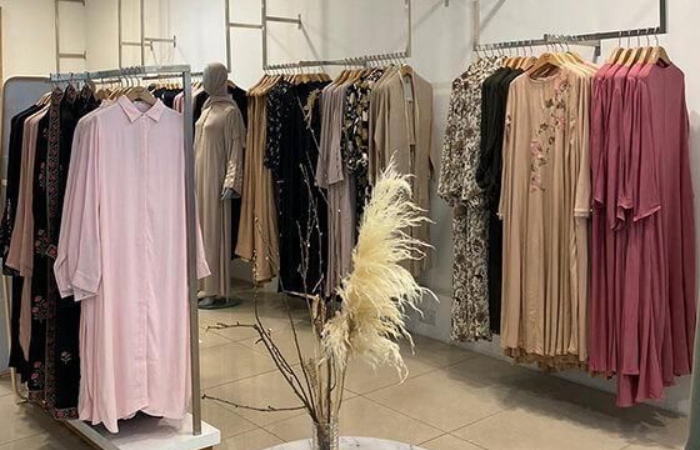 Toko baju muslim trendi di Malang siap sambut Ramadhan 2025 (Pinterest/annieofficial)