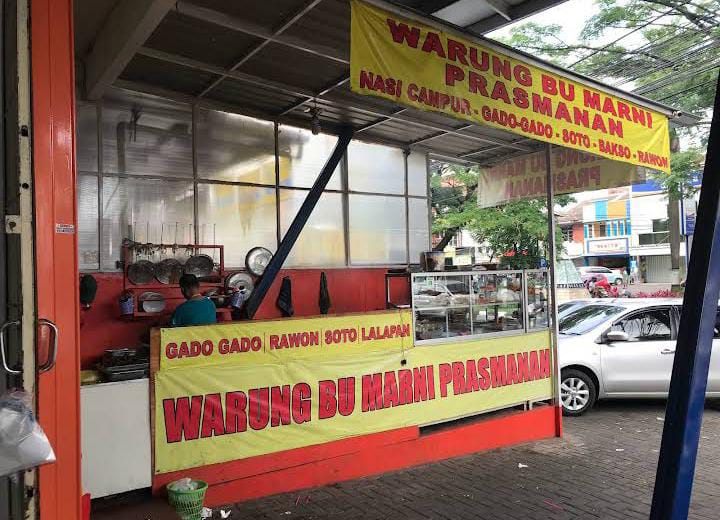 Warung Bu Marni cabang Mojolangu tampak depan. (Didiek AS)