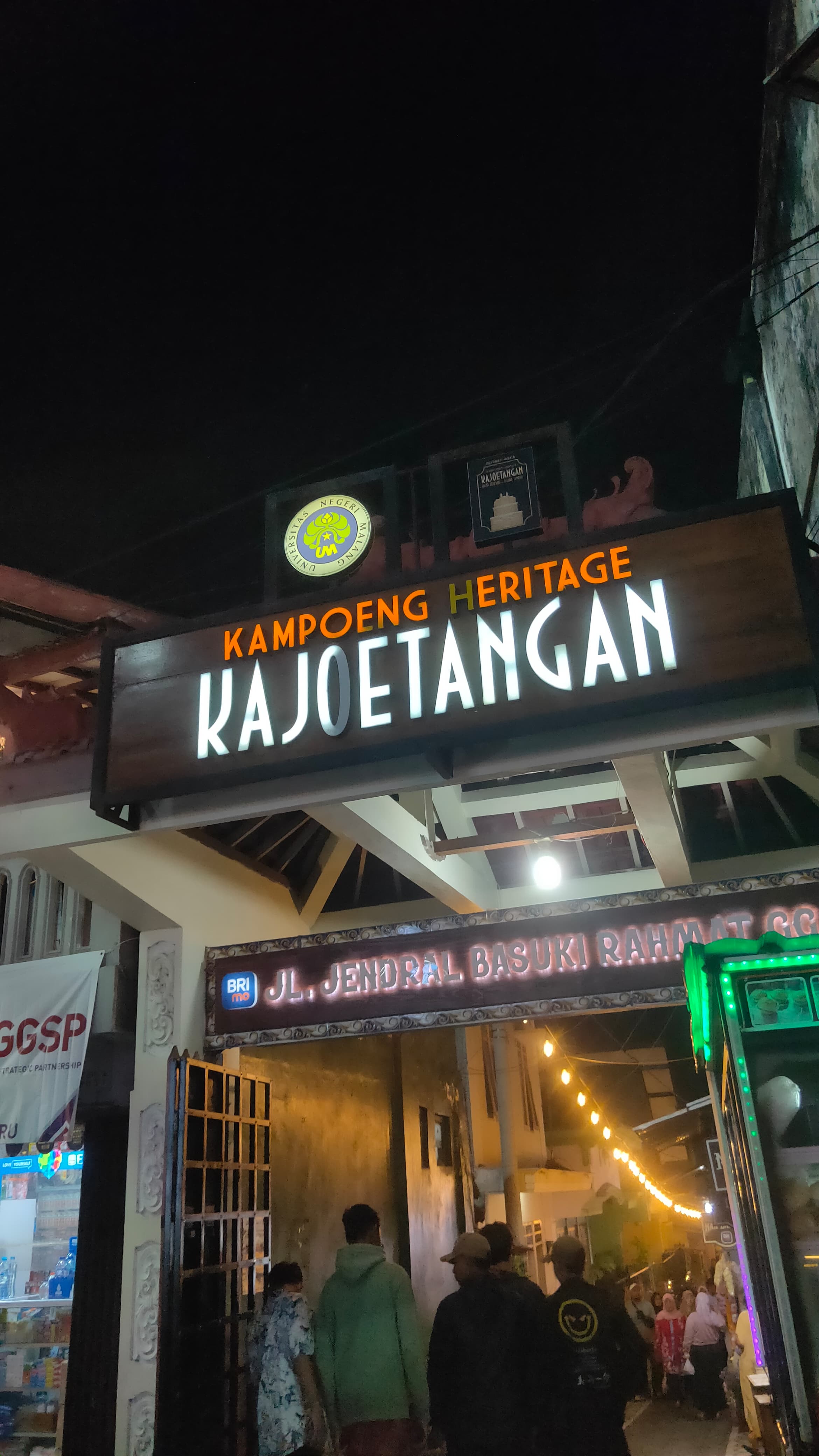 Foto Pintu Masuk Kajoetangan Heritage