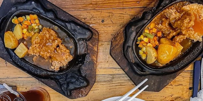 Foto Hidangan Steak Moen-Moen