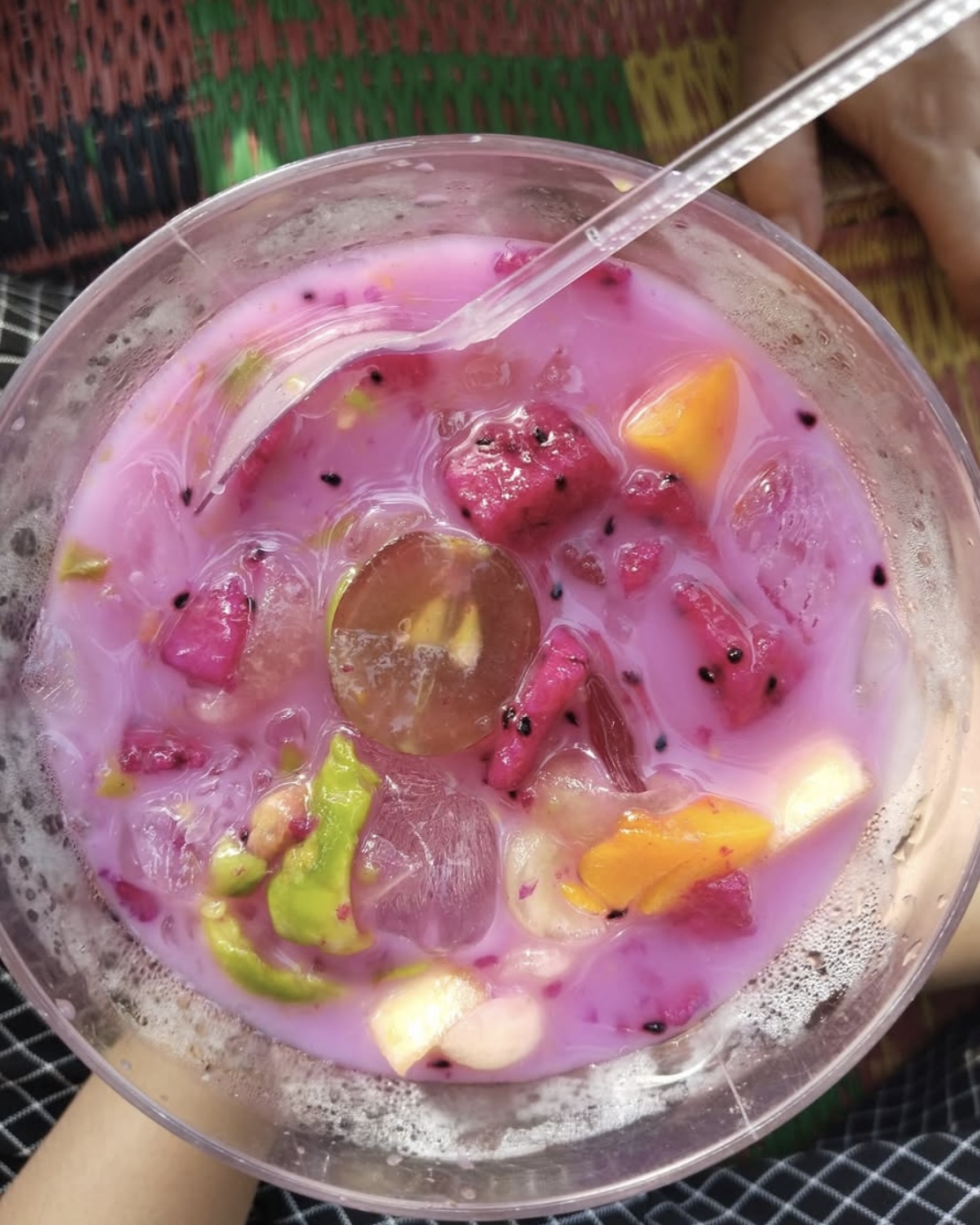 Nikmati kesegaran Es untuk Berbuka Puasa di Kepanjen (loveeypurple).