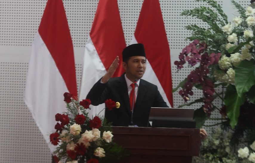 SAMBUTAN: Wagub Jawa Timur Emil Elestianto Dardak.