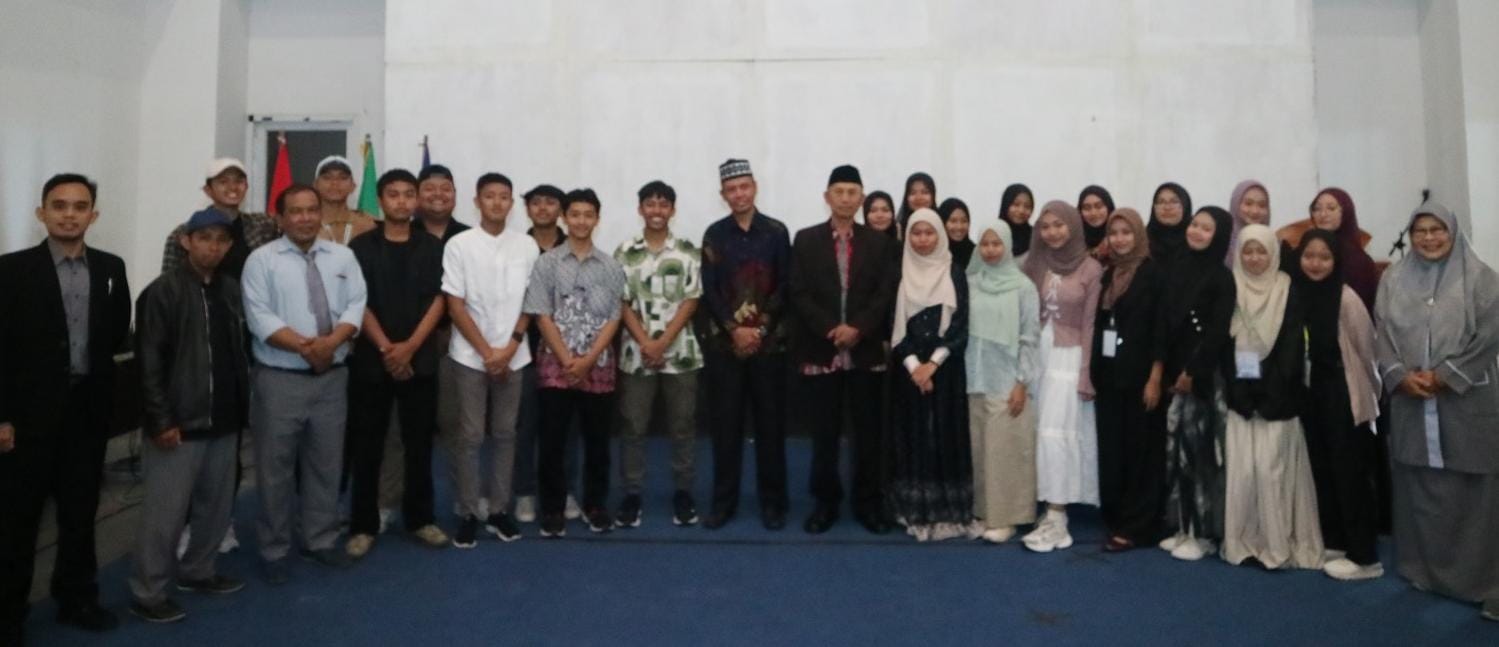 PERDANA:  Dihadiri Ketua PDM Kota Malang dan Ketua Majelis Dikdasmen Muhammadiyah Kota Malang, SMA Muhammadiyah 1 Malang sukses merilis film pertamanya.