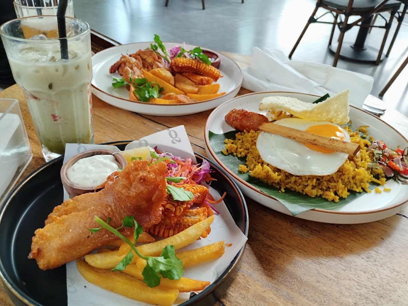Kelezatan makanan di latar ijen (Adi Y. Sitompul).