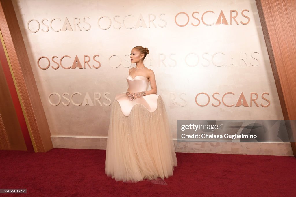 Ariana Grande di Oscar 2025