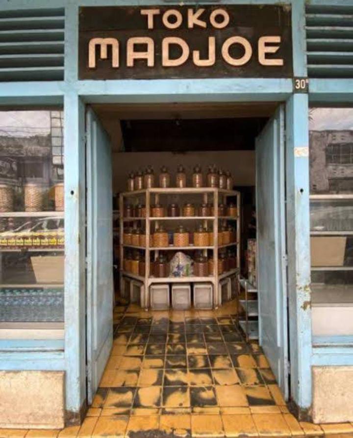 Toko Madjoe tampak depan. (Budi GilaKopi)