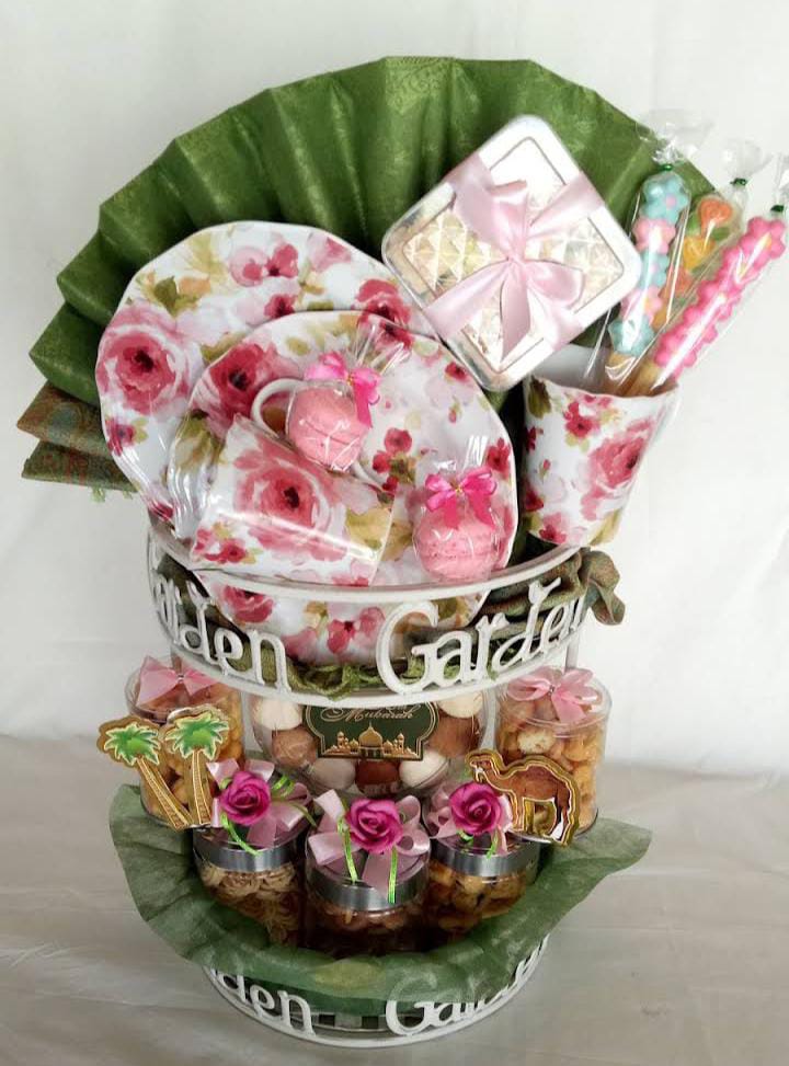 Salah satu hampers yang dijual di Ratna Cake & Bakery. (Ratna Meliati)