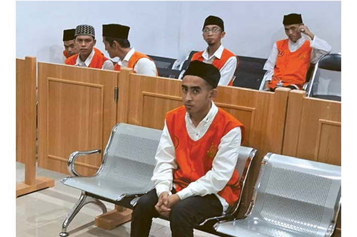 TERDAKWA: Moh. Syamsudin, 24, warga desa Suwaru, Kecamatan Pagelaran menjalani sidang di PN Kepanjen kemarin (10/3). (BIYAN MUDZAKY HANINDITO / RADAR KANJURUHAN)