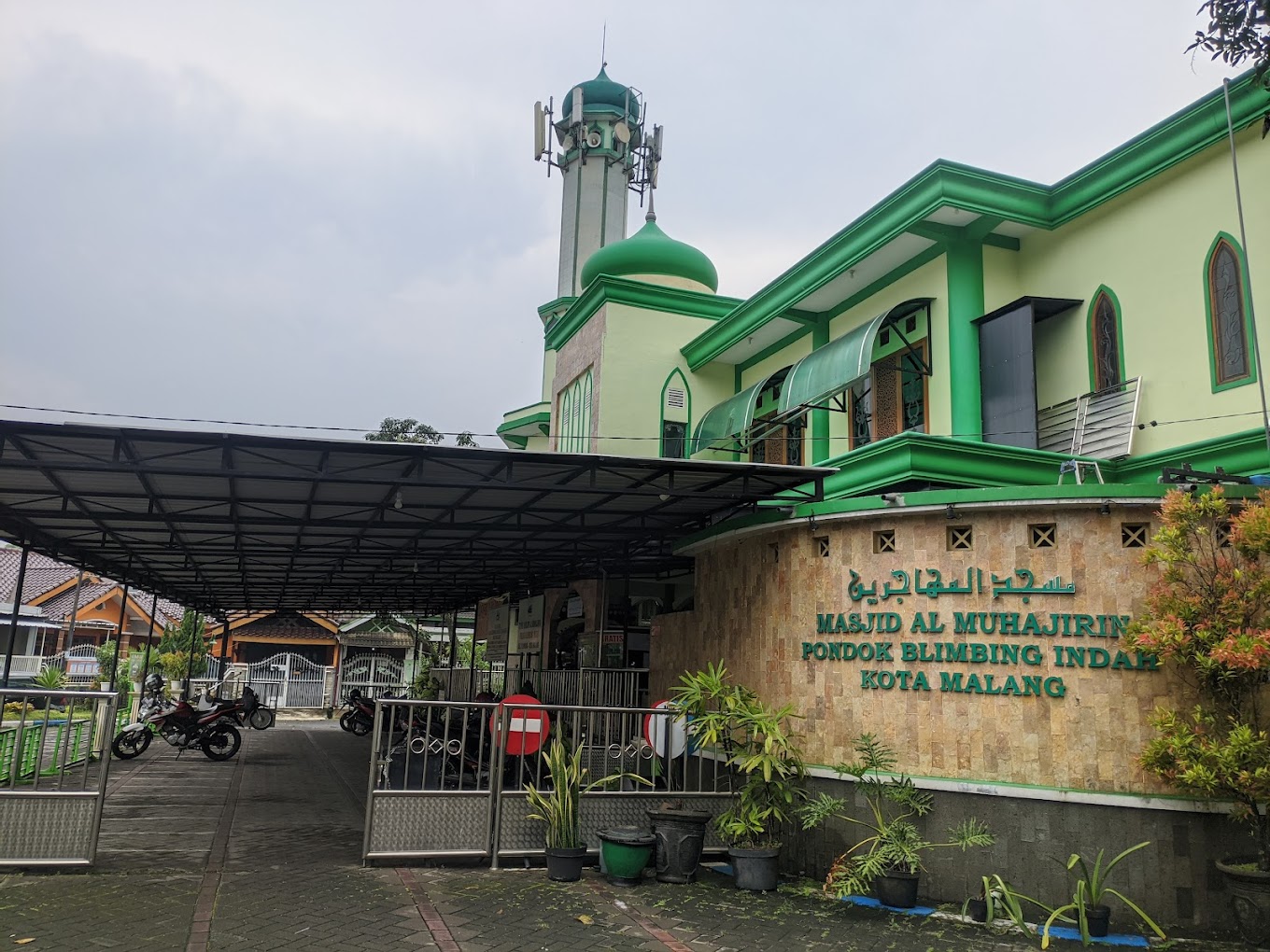 Bangunan Masjid Al-Muhajirin PBI Araya Kota Malang (Widhi Arsheto).