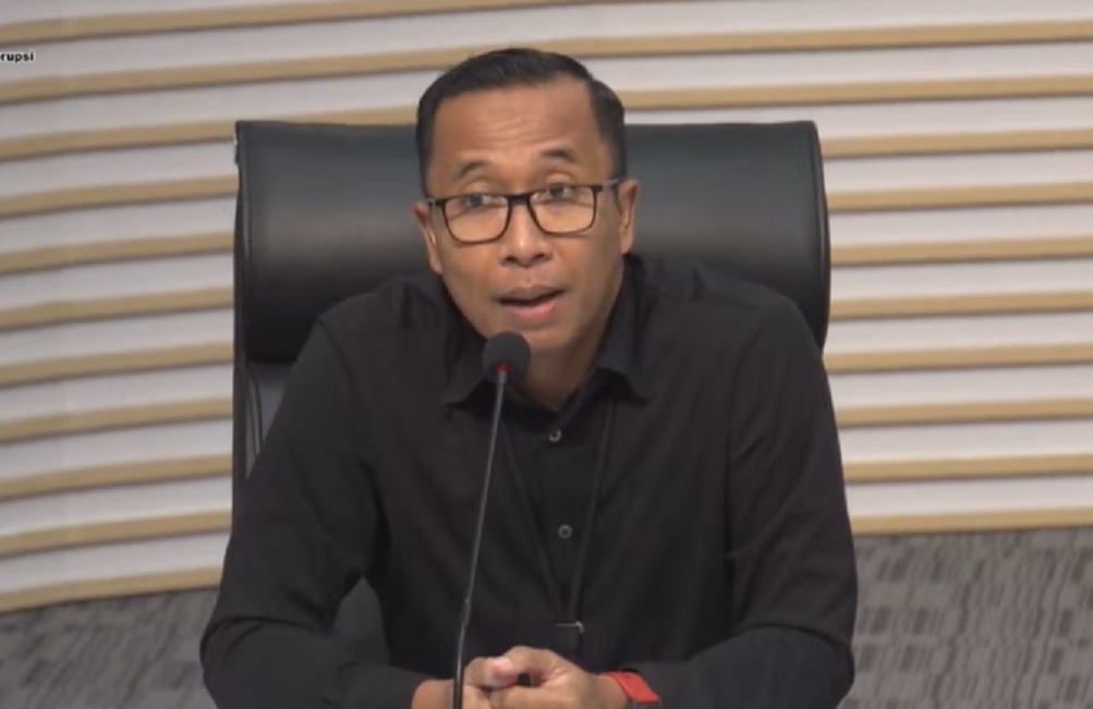 KONFERENSI PERS: Plh Direktur Penyidikan Budi Sokmo Wibowo mengungkapkan update kasus dugaan korupsi BJB.
