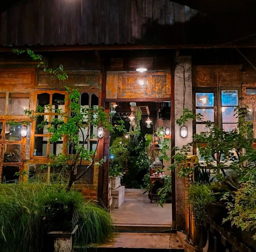 Osk Tea & Juice, Tempat menikmati teh & juice bersama teman. (Instagram/@osk_tea)