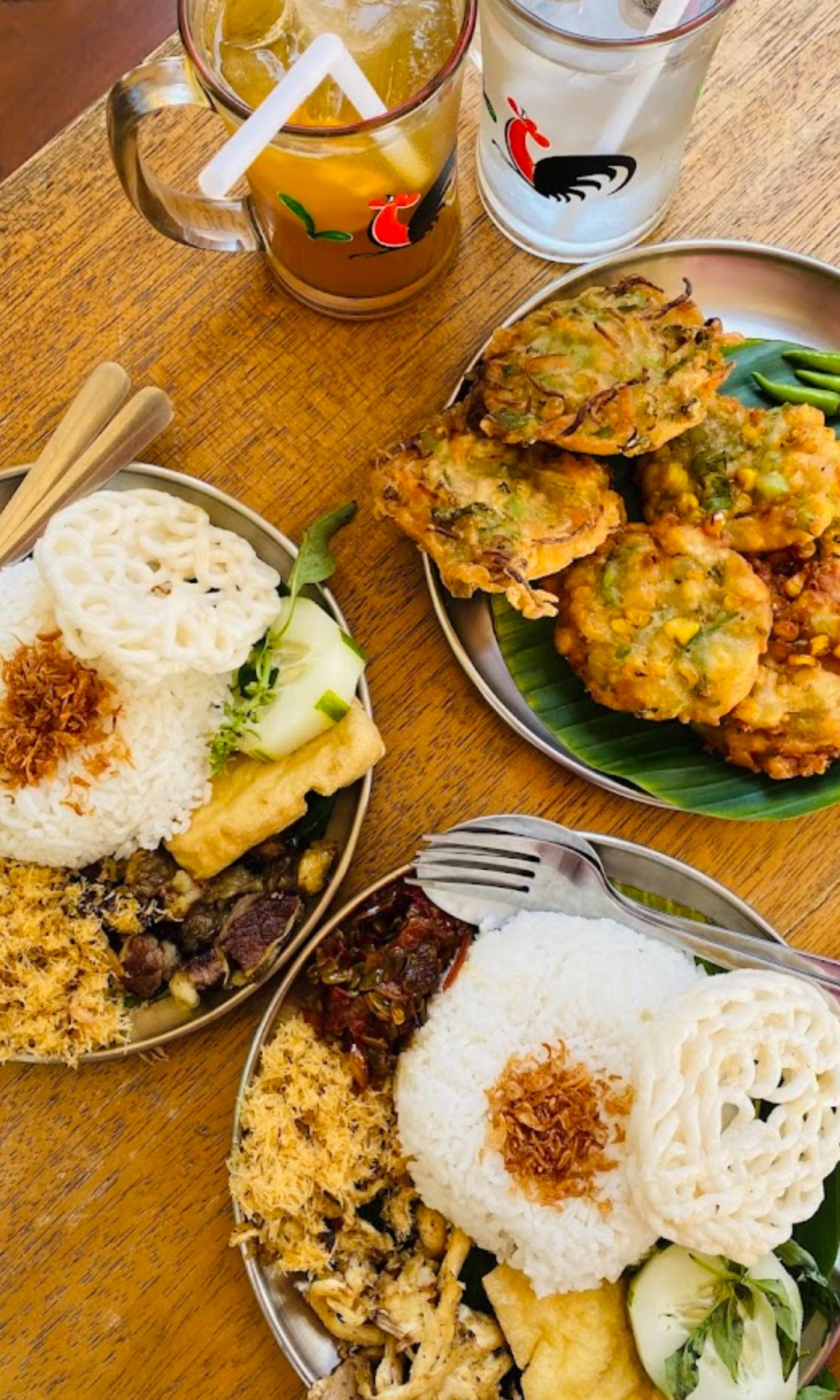 Menu yang ada di Warung Tosin (Ika Sasmita).