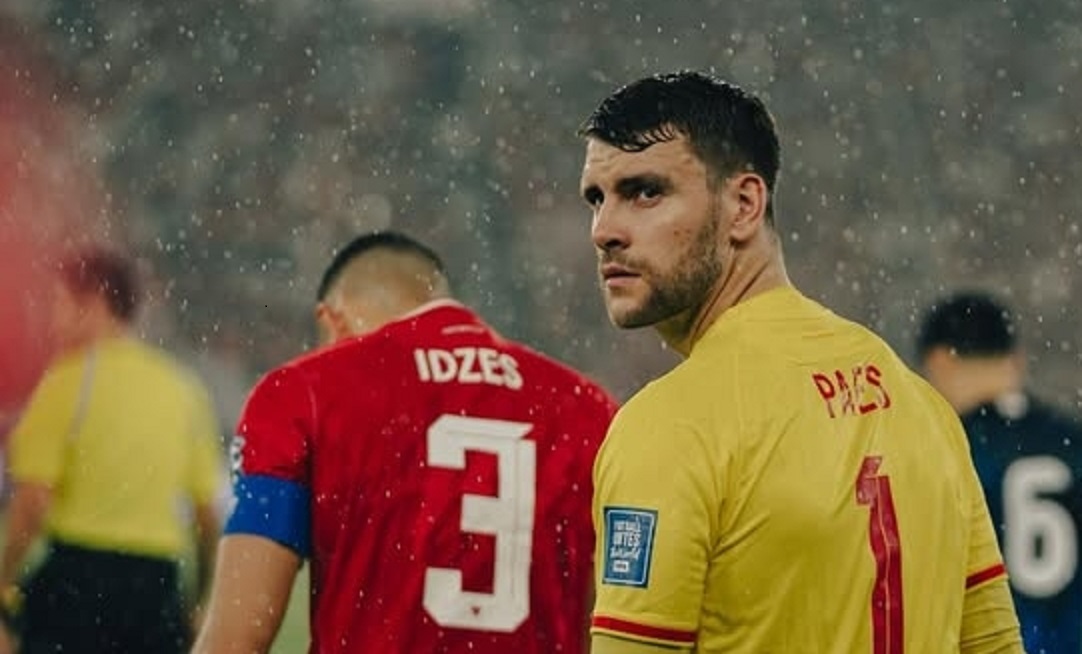 TERTINGGAL: Gawang Maarten Paes bobol, 3-0 untuk keunggulan Australia atas Timnas Indonesia hingga babak pertama usai, sore ini.