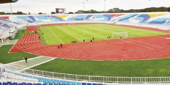 HARUS BERSABAR: Penampakan Stadion Kanjuruhan seusai di renovasi Kementerian PUPR sejak tahun 2023 lalu.