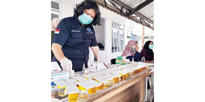Urine dari sopir bus yang biasa beroperasi di Terminal Arjosari bakal diperiksa lebih lanjut untuk mengetahui ada atau tidaknya kandungan narkoba (Nabila Amelia / Radar Malang).