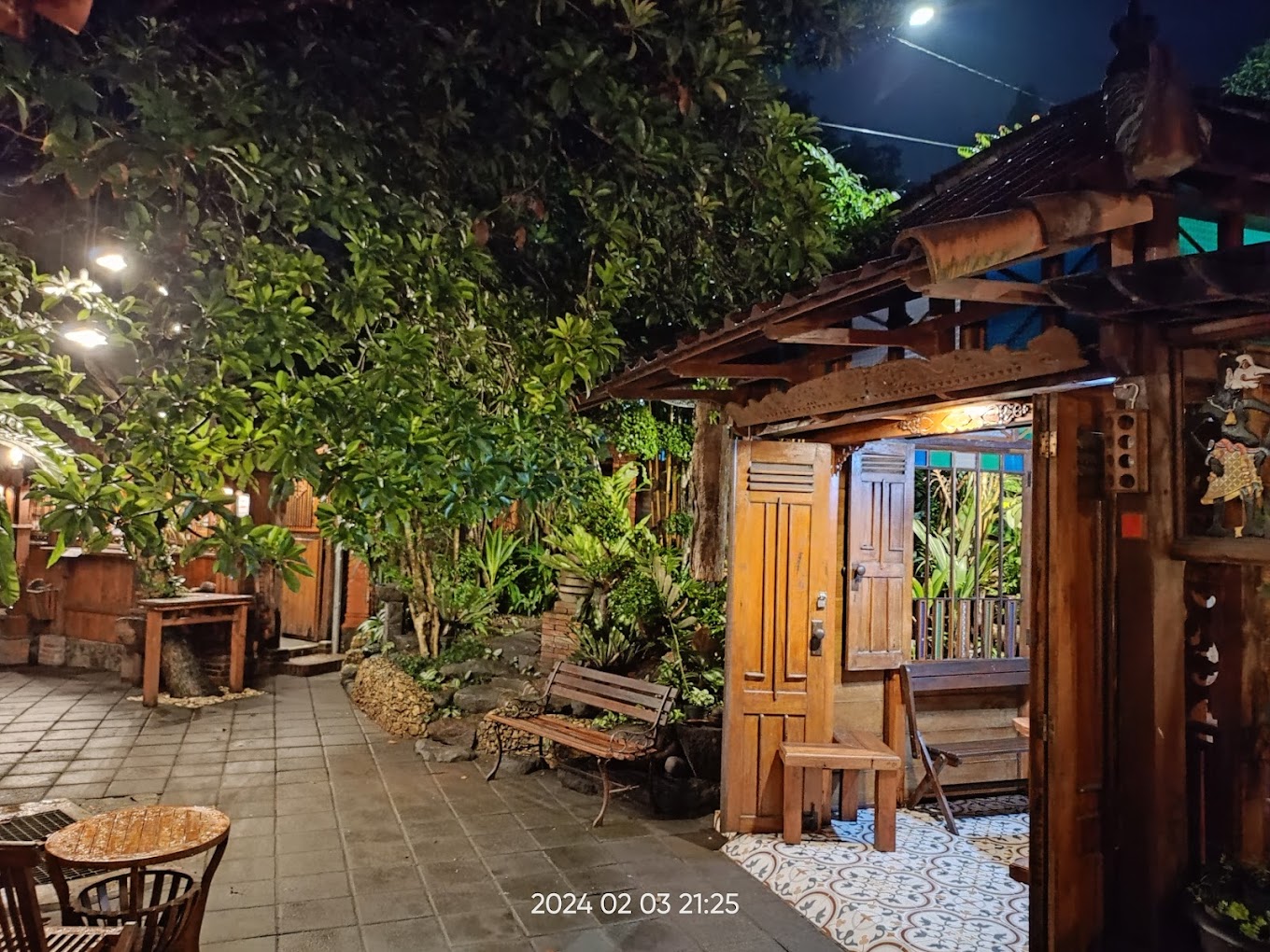Kafe para pecinta kopi adalah Sudhaus Co (permana anjar).