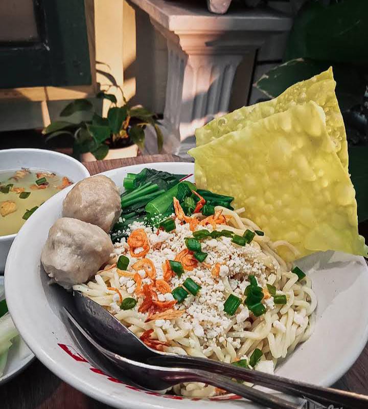 Salah satu menu yang menggugah selera di Rumah Jengki 976