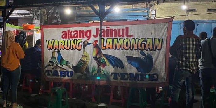 Foto Warung Lalapan Jainul Malang (Foto: Ferinaayumayangsari)