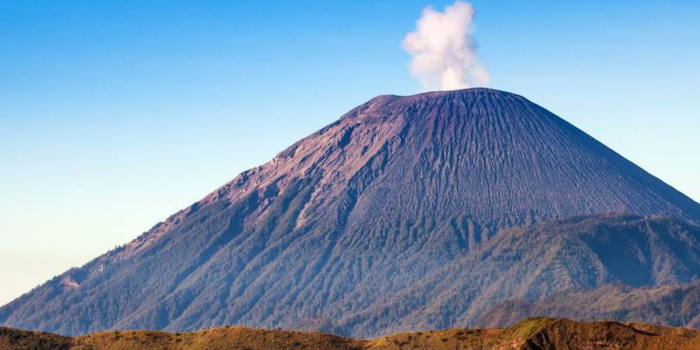 Gunung Semeru.