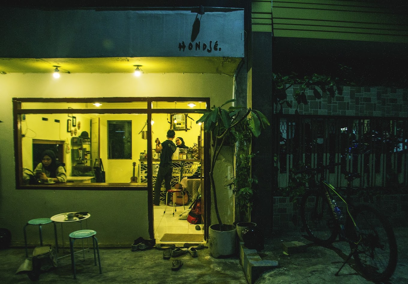Kafe Hondje di Kota Malang (muhammad isa&middot;).