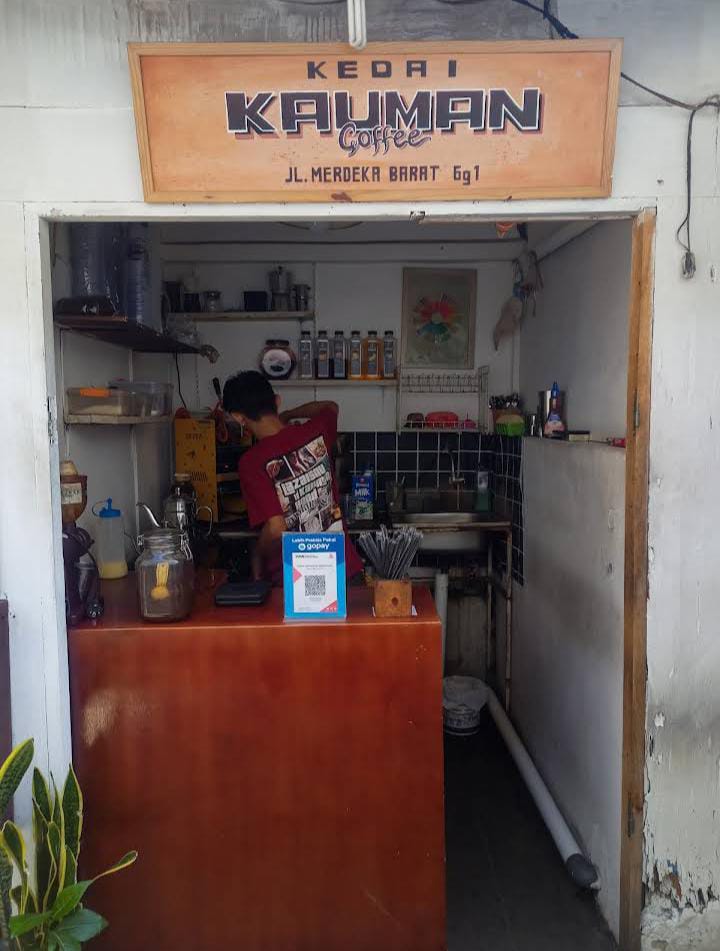 Kedai "Kauman Coffee" tampak depan. (Deni Kurniawan)