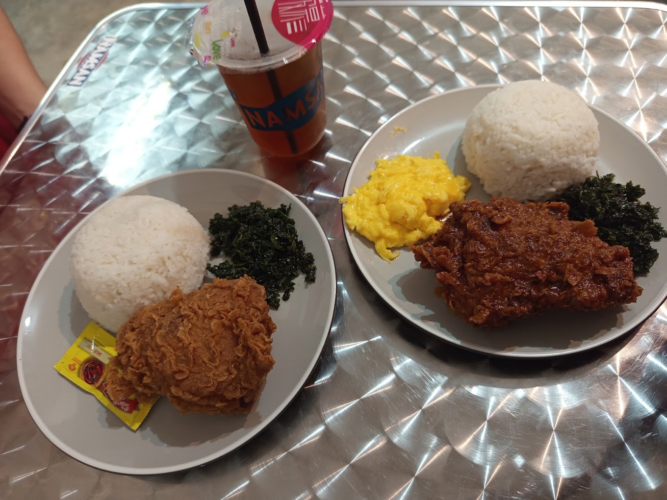 Ayam Goreng Nashville di Namsan Fried Chicken. (Google Maps/Kifly Arafat)