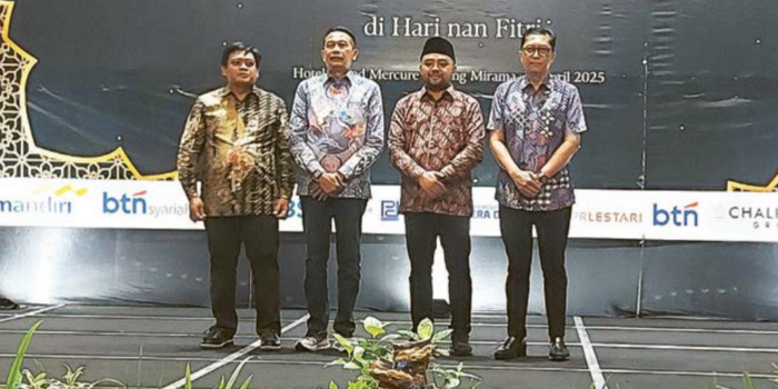 Ketua REI Komisariat Malang Raya dan Pasuruan Muhammad Yunandi, Wali Kota Malang Wahyu Hidayat, Wakil Wali Kota Batu Heli Suyanto, dan Ketua DPD REI Jatim M. Ilyas (RAMA SUTRA/RADAR KANJURUHAN).