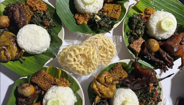 Salah satu tempat makan puyuh goreng ter baik di Kota Malang. (Instagram/@puyuhgorengkosayu)
