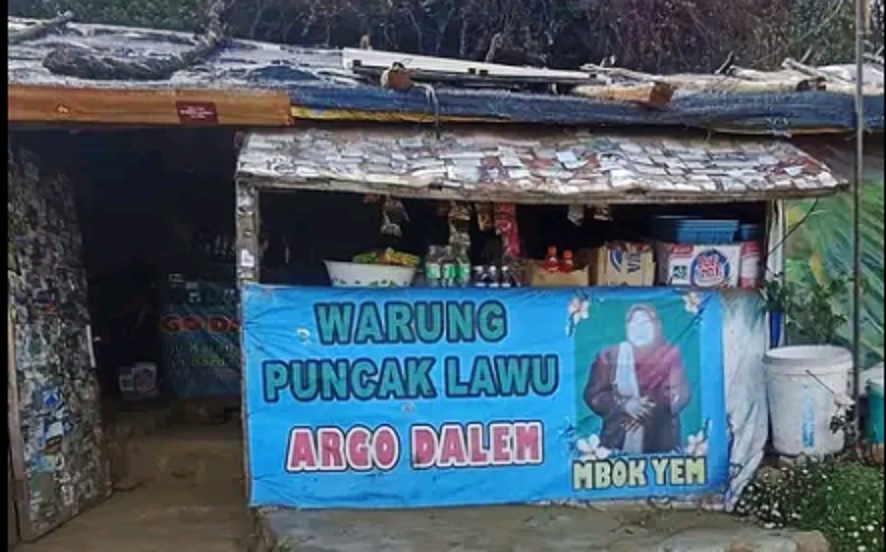 PENUH KENANGAN: Warung Mbok Yem yang selalu menghadirkan kenyamanan bagi para pendaki Gunung Lawu.