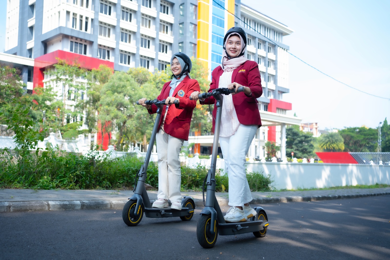 TERBAIK: UMM membuktikan kualitas dengan menjadi kampus terbaik bidang penelitian versi SCImago Institutions Ranking 2025.