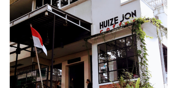 Tampak depan kafe Huize Jon. (Google/Huize Jon Coffee Malang)