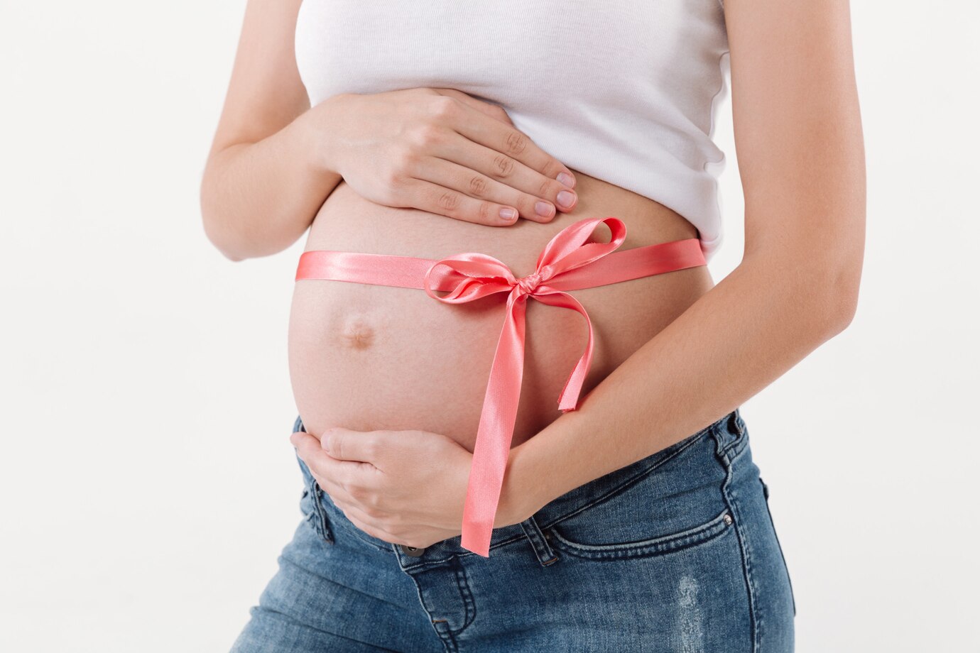 Ilustrasi. Fakta tentang stagen post partum untuk mengambilkan postrus tubuh ibu hamil. (freepik.com)