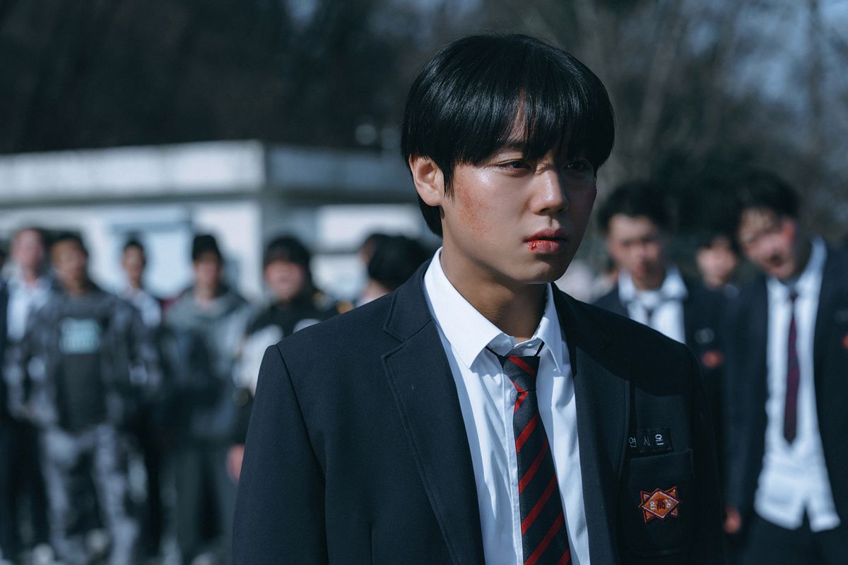 Park Ji Hoon berperan Yeon Si  Eun di Drama "Weak Hero Class 2" (Netflix)