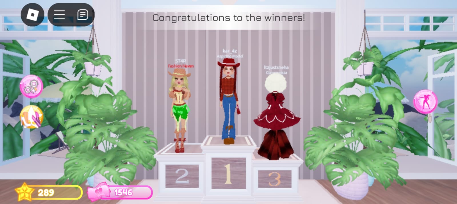 Salah satu penampakan main Dress to Impress.