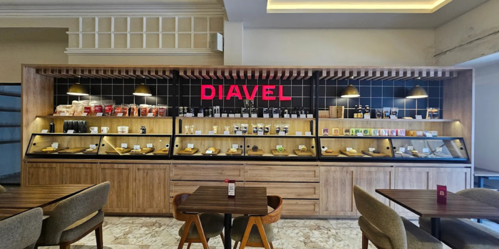 Diavel Coffee Malang (Devie Re).