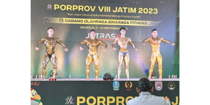 HARUS SURVIVE: atlet Binaraga Kabupaten Malang tampil dalam ajang Porprov Jawa Timur VIII di Sidoarjo. (BINARAGA KABUPATEN MALANG FOR RADAR MALANG)