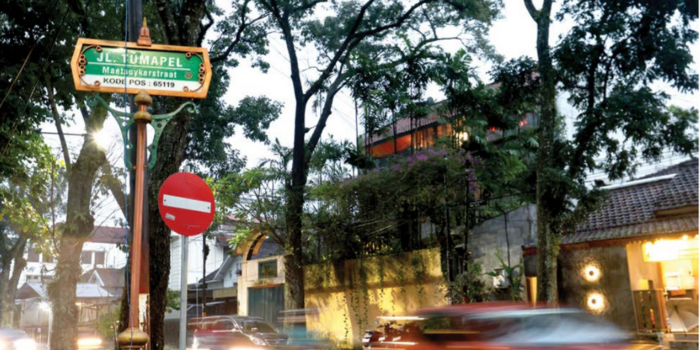 URAI MACET: Rekayasa lalu lintas bakal diterapkan di Jalan Tumapel. Arus kendaraan  yang semula dari arah barat ke timur bakal dibalik.