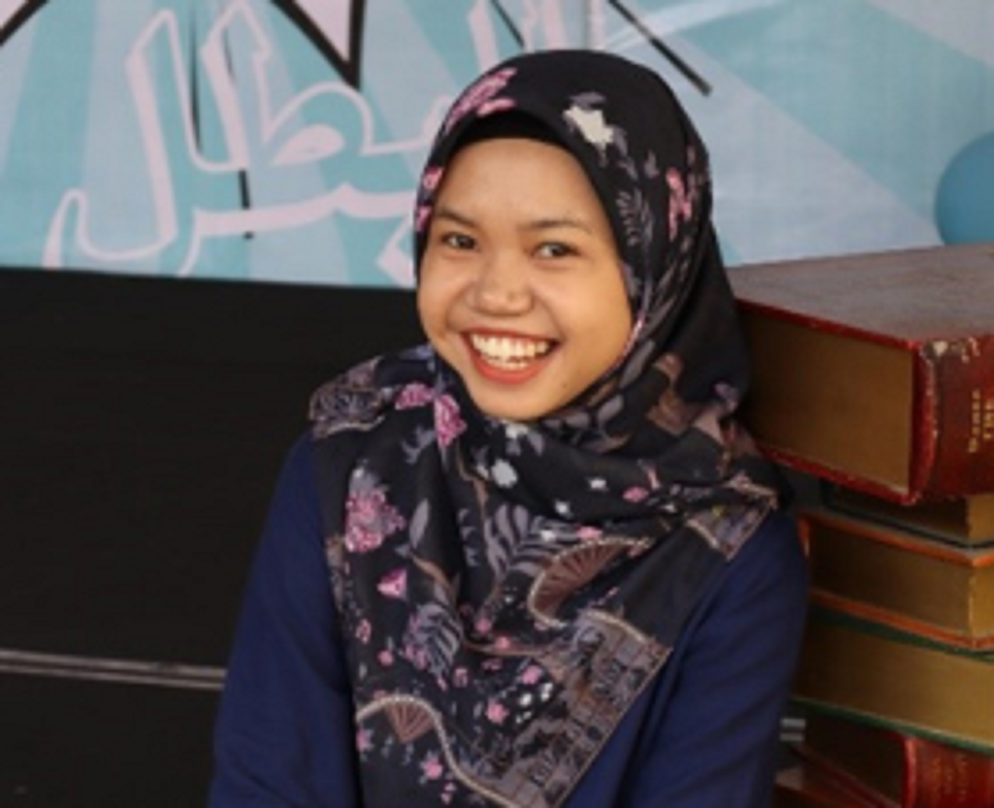 Nadya Silva Nurhanifah, Guru Al-Mustaqbal School Malang