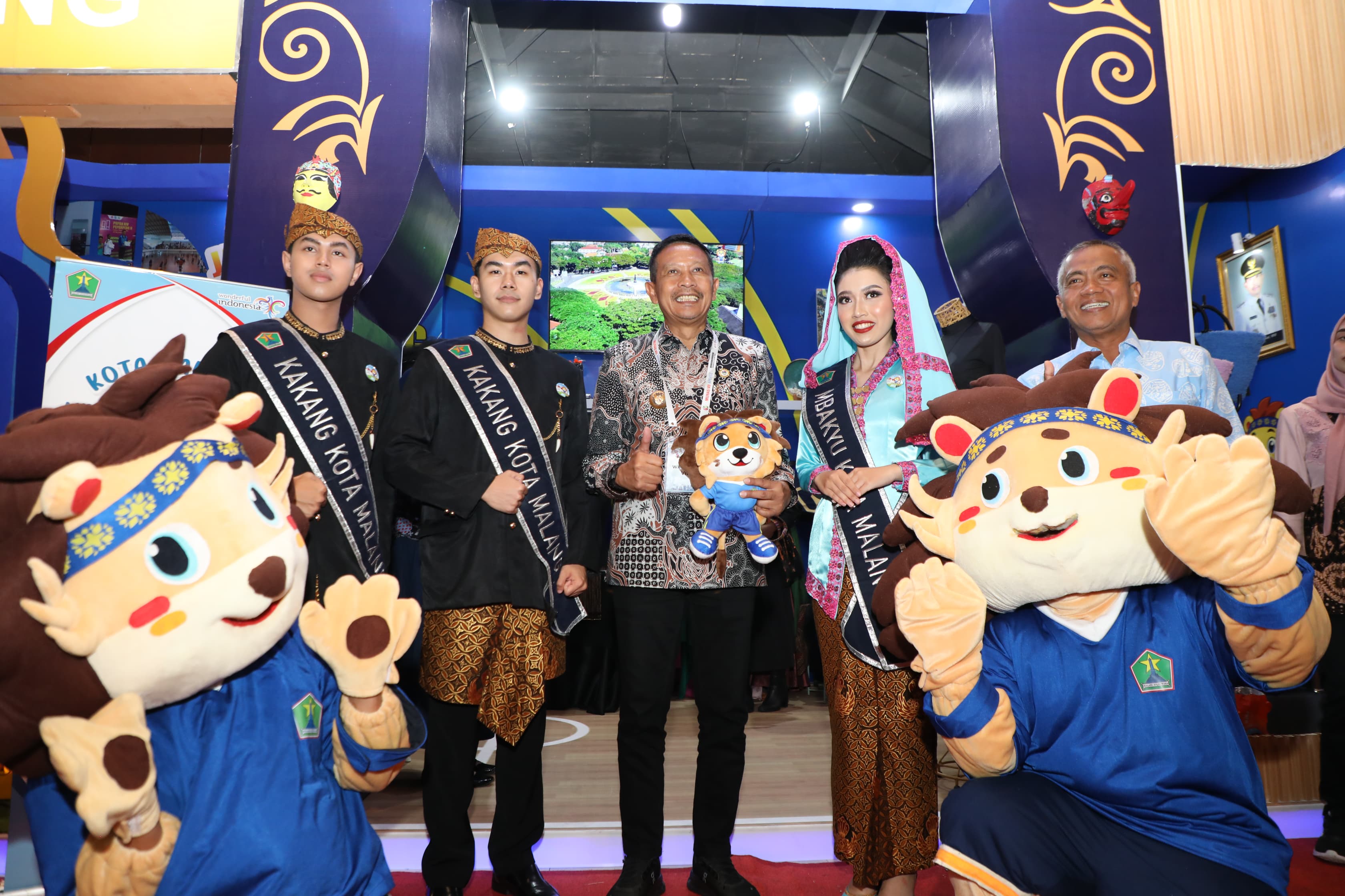 BERGENGSI: Wali Kota Malang Wahyu Hidayat ikut mempromosikan event Porprov IX Jawa Timur 2025 dalam ajang Indonesia City Expo (ICE) ke-21.