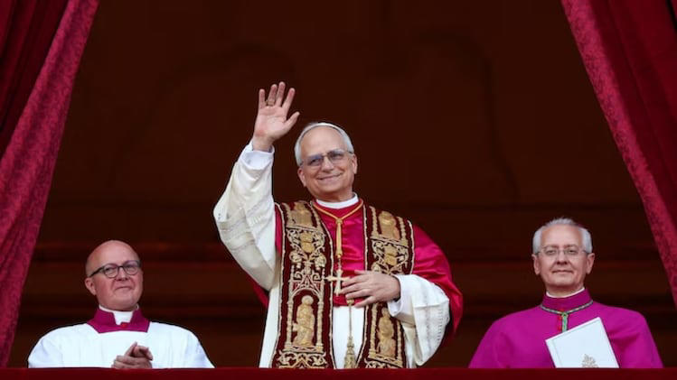 Foto Pope Leo XIV saat terpilih menjadi pengganti Paus Fransiskus.