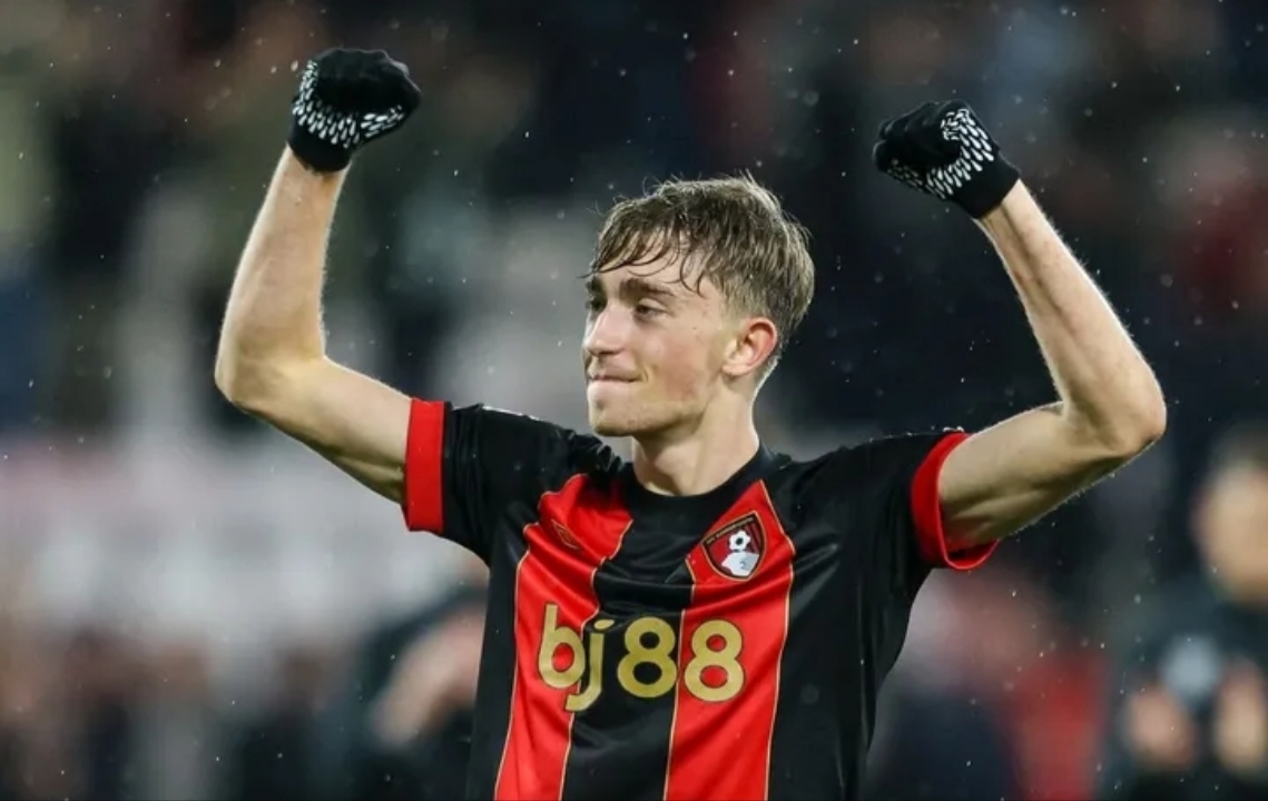 BAKAT MUDA: Talenta bek AFC Bournemouth Dean Huijsen yang saat ini diperebutkan oleh Real Madrid, Chelsea, dan Liverpool.