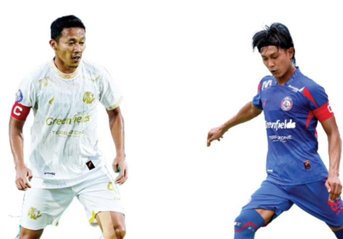 SETIA: Dendi Santoso (kiri) dan Johan Ahmat Farizi masih akan berkostum Arema FC di kompetisi musim selanjutnya.