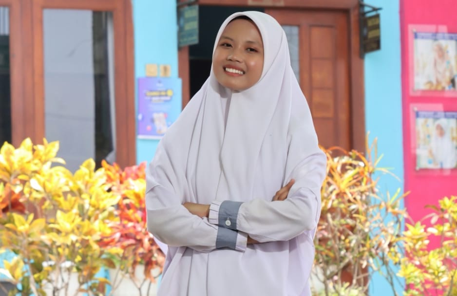 BERPRESTASI:  Kirana Annisa Sholichah merupakan lulusan pertama SMA ABSM yang lolos masuk LIPIA dengan mendapatkan beasiswa penuh.
